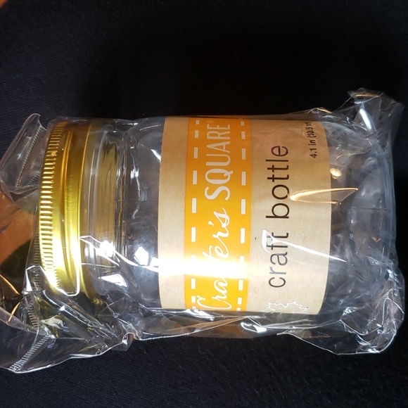 CRAFT JARS, CLEAR PLASTIC, DIY CRAFTS, LOT OF 4 - Picture 2 of 2